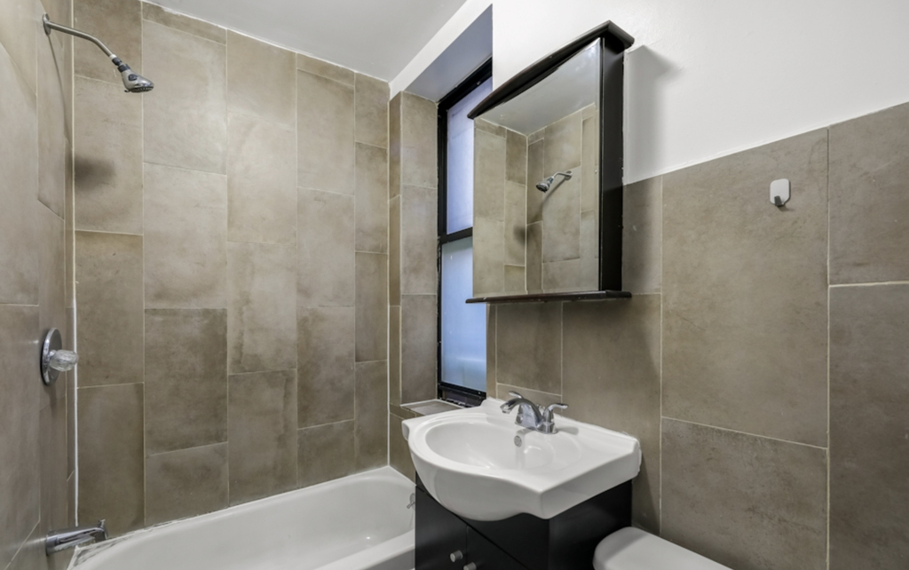 3620 Broadway - Photo 10