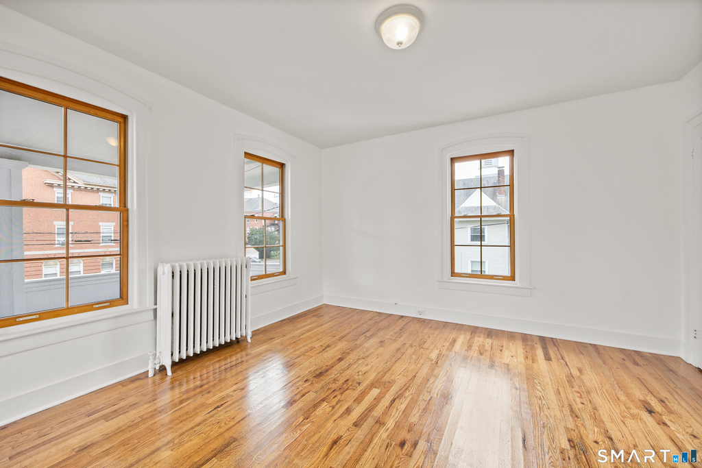 226 Meadow Street - Photo 2