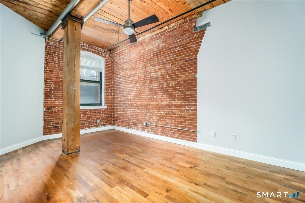 145 Canal Street - Photo 9