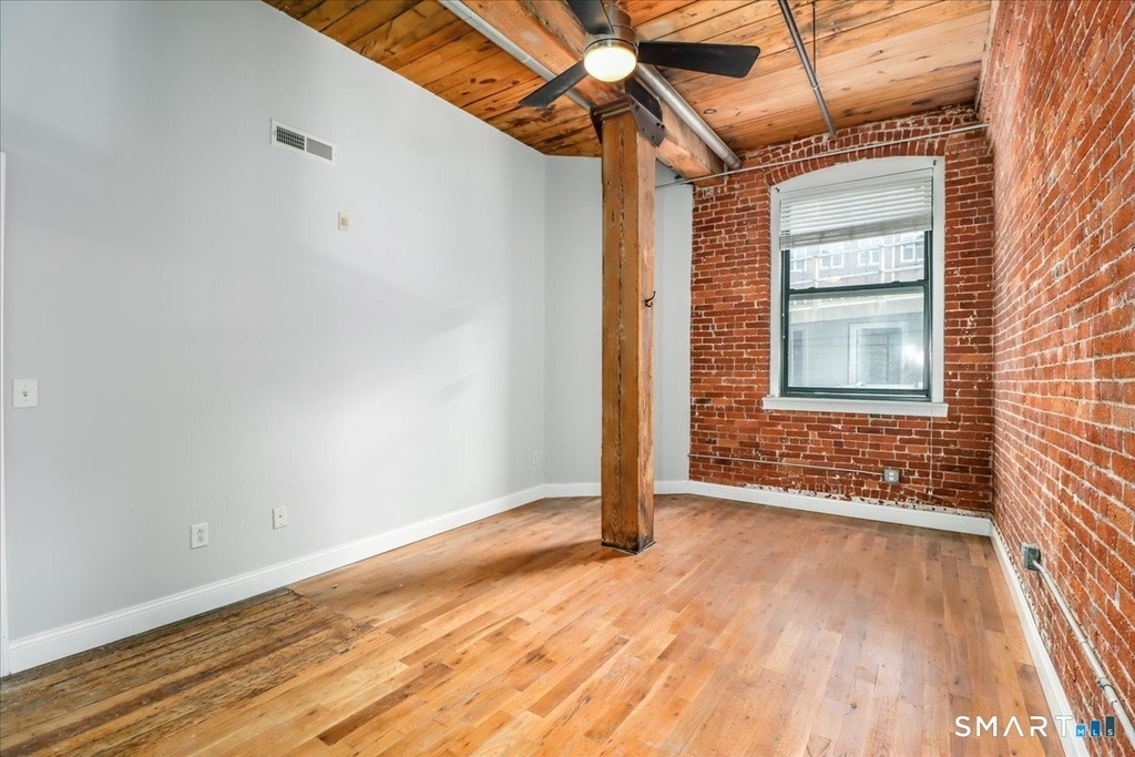 145 Canal Street - Photo 15
