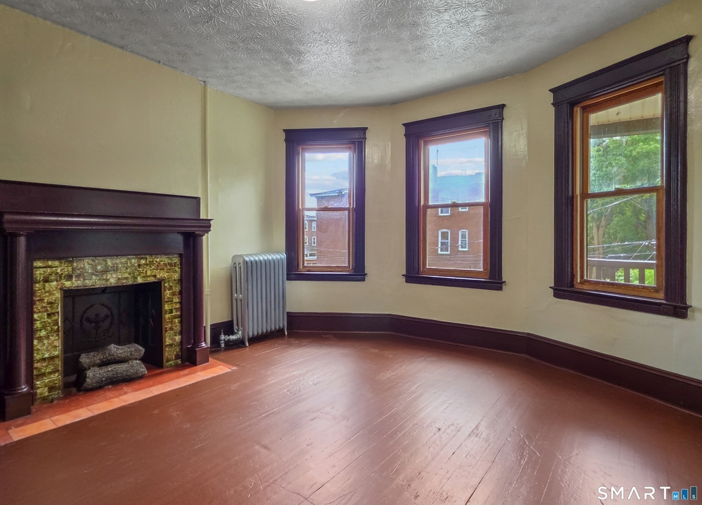 2-4 Mortson Street - Photo 4