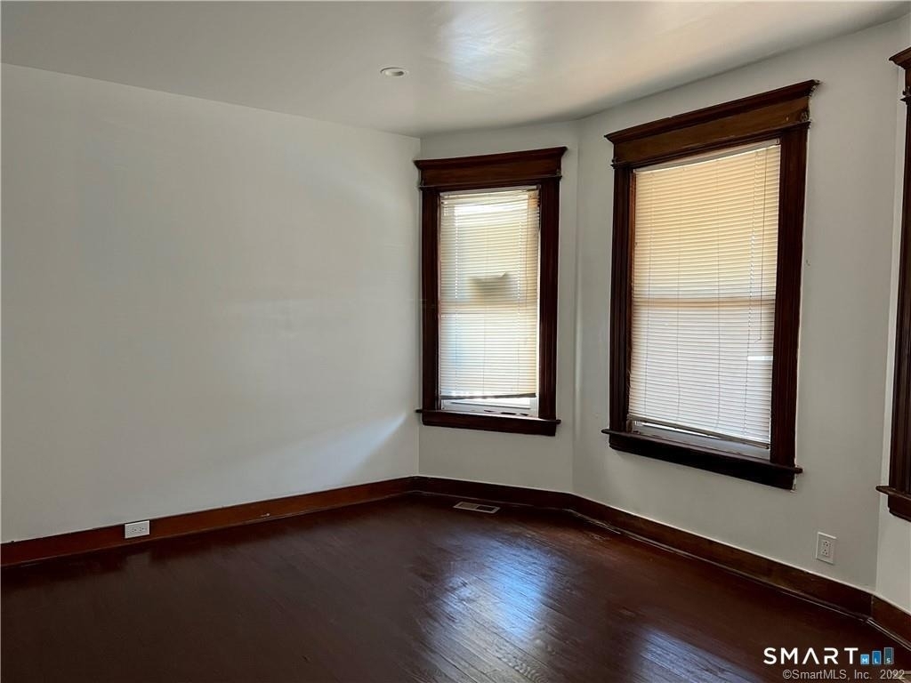 265 Bunnell Street - Photo 6