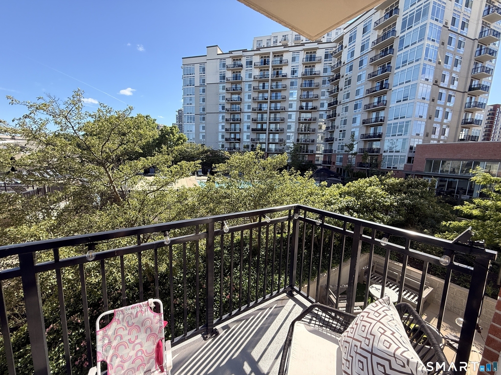 301 Commons Park - Photo 1