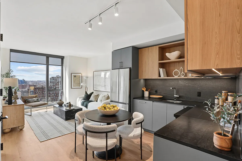 55 Willoughby Street - Photo 0