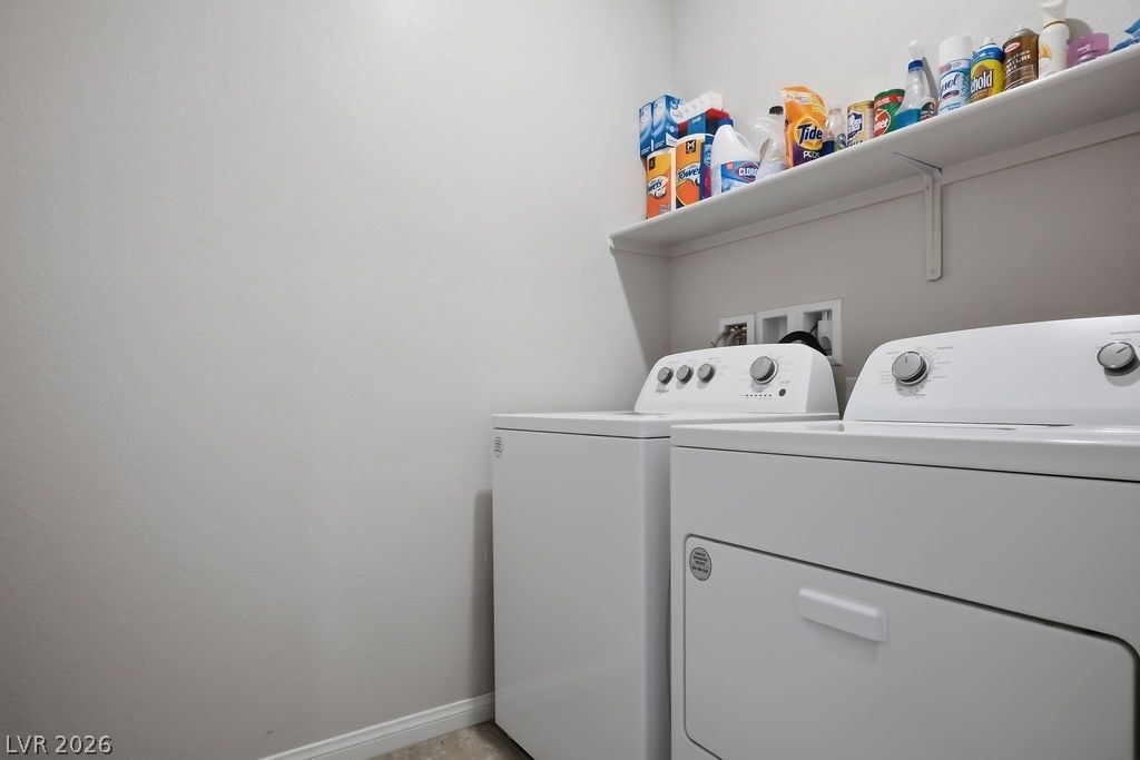 73 Hawk Avenue - Photo 32