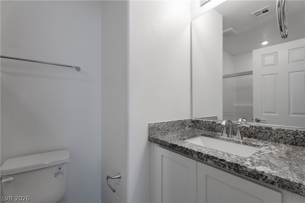902 Bronzite Street - Photo 6