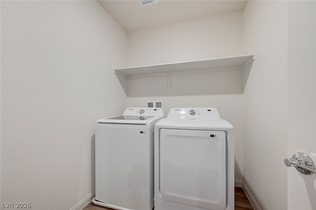 3026 Baltic Green Street - Photo 14