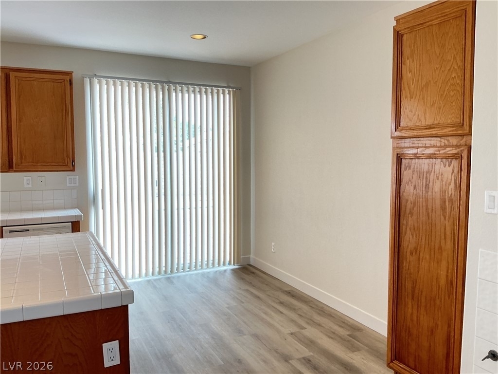 635 Landview Court - Photo 4