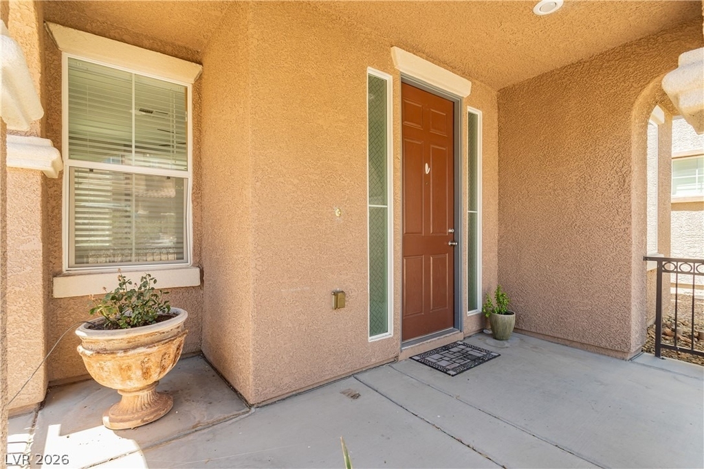 8611 Splendid Leaf Court - Photo 4