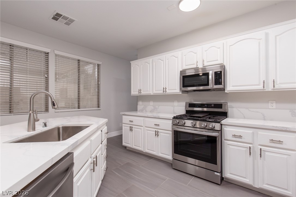 57 Ashby Hills Court - Photo 12