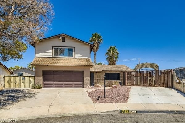 733 Strawberry Place - Photo 1