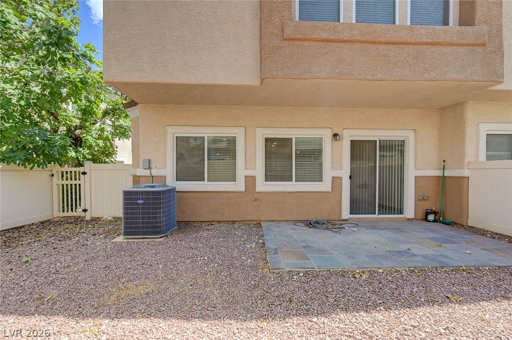 8744 Traveling Breeze Avenue - Photo 40