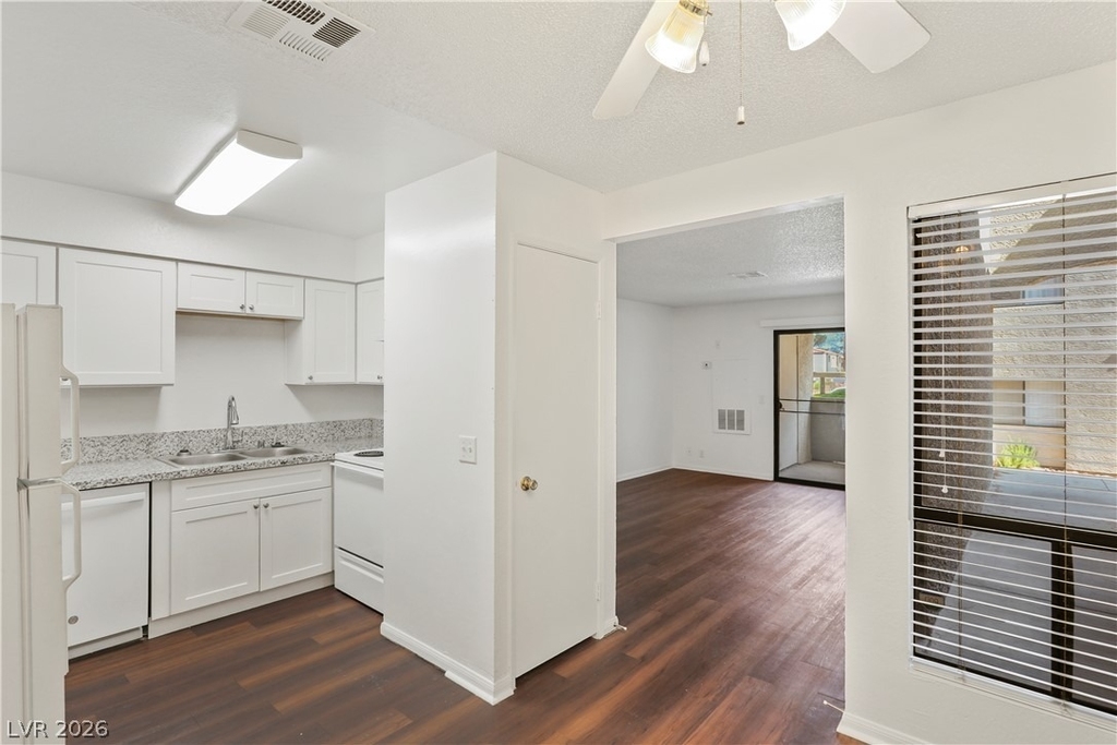 3151 Soaring Gulls Drive - Photo 9