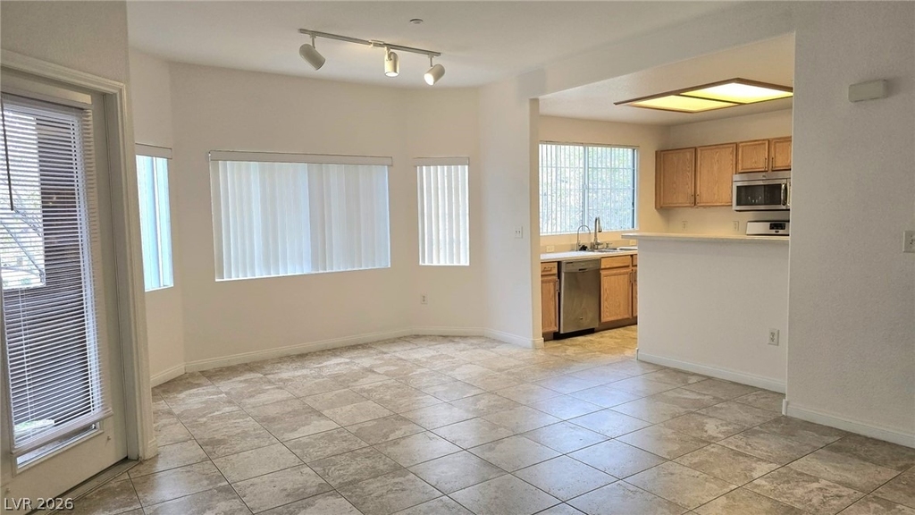 830 Carnegie Street - Photo 15