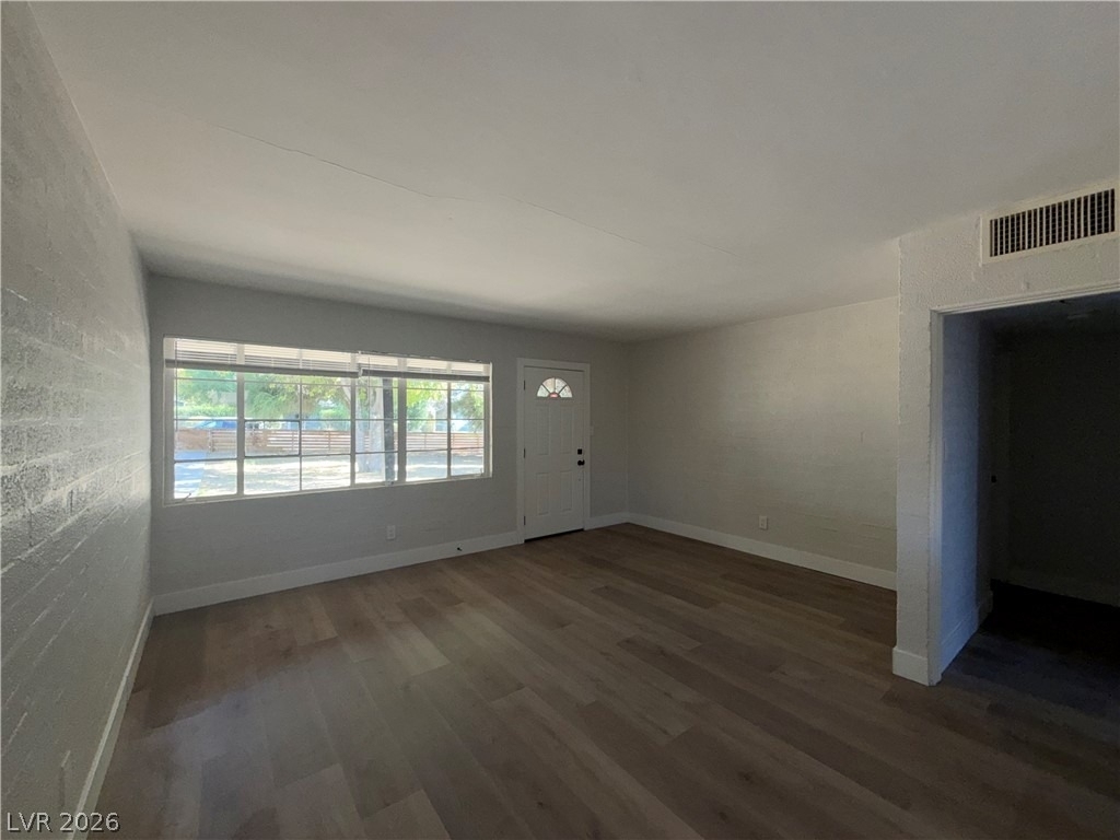 1628 Thelma Lane - Photo 3
