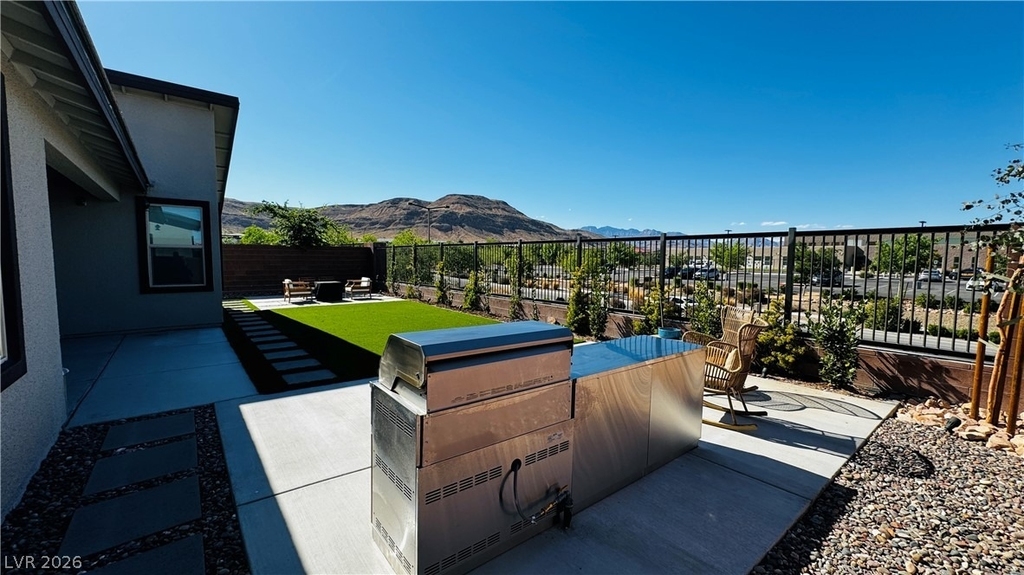 9836 Starlight Ridge Avenue - Photo 46