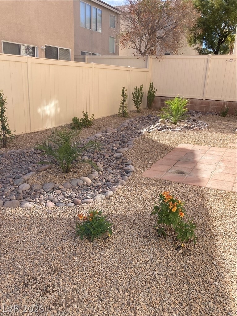 9519 Milkweed Canyon Avenue - Photo 3