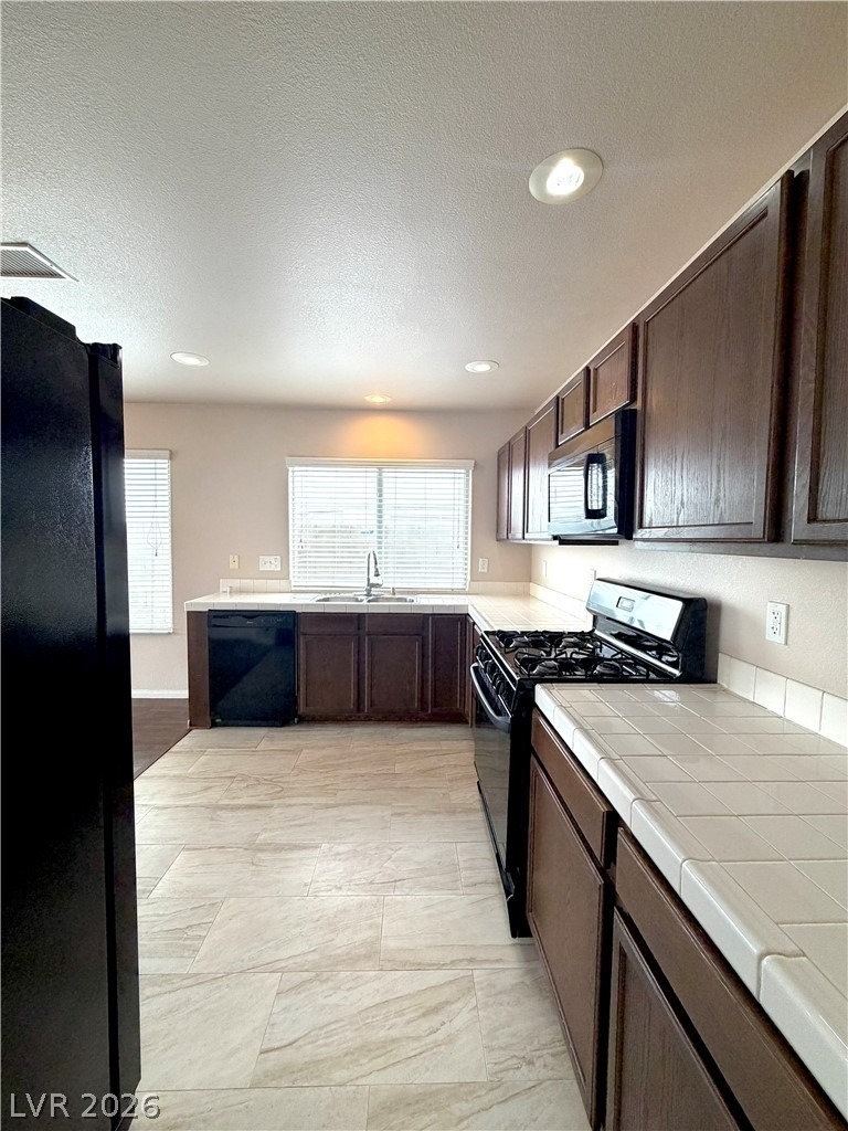 8346 Fame Avenue - Photo 8