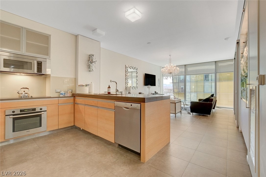 3722 Las Vegas Boulevard - Photo 5
