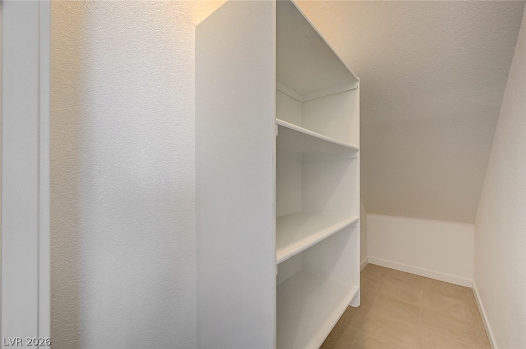 324 Lupton Avenue - Photo 23