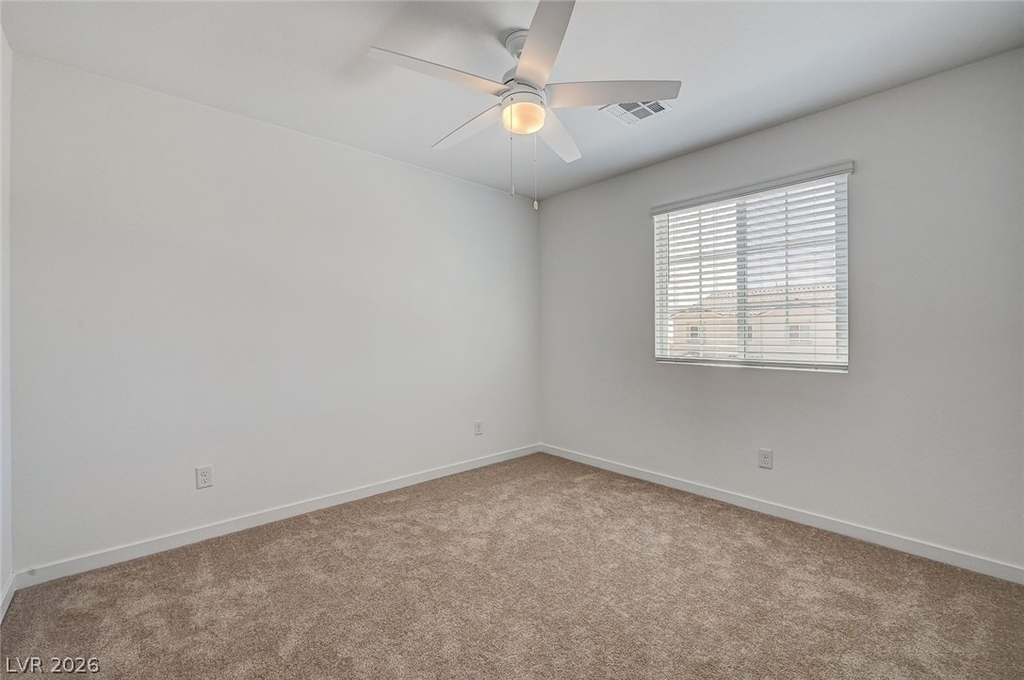 324 Lupton Avenue - Photo 2