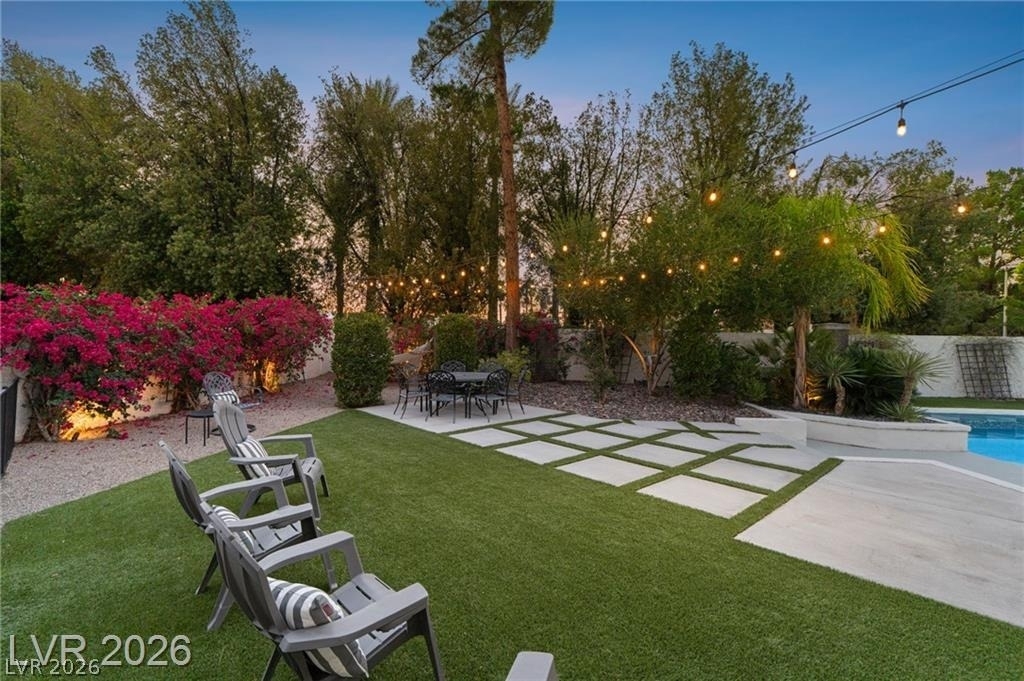 2233 Versailles Court - Photo 6