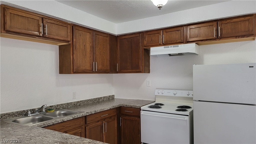 2908 Marlin Avenue - Photo 6