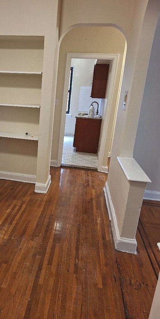 41-07 42nd St,Sunnyside,NY 11104 - Photo 2