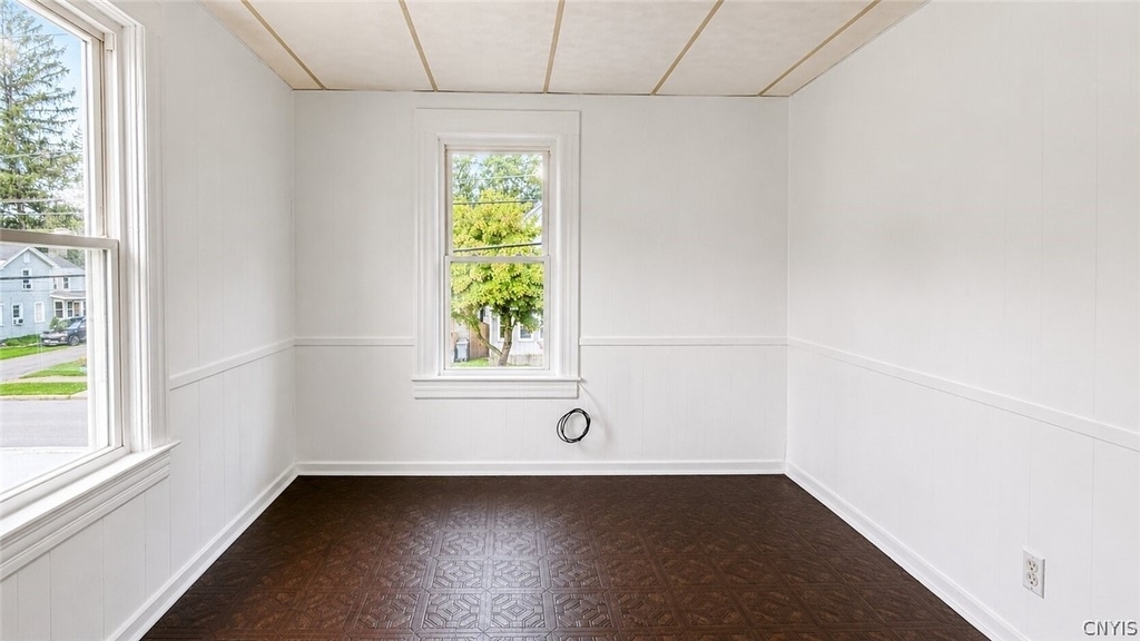 709 S James Street - Photo 3