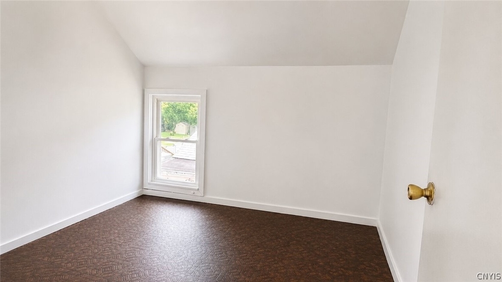 709 S James Street - Photo 5