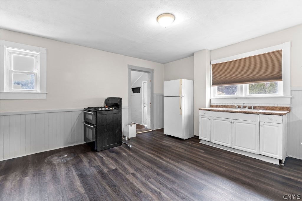 109 Center Street - Photo 12