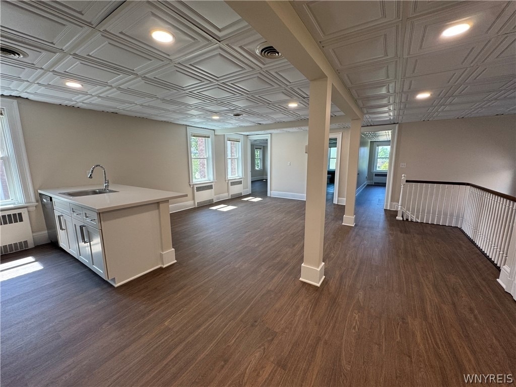 77 W Humboldt Parkway - Photo 3