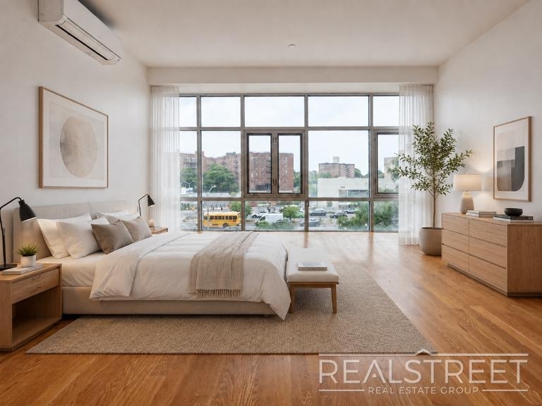 90-02 Queens Blvd - Photo 4