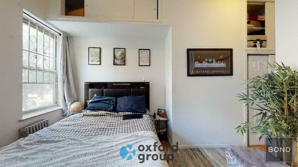 East 39th Street - Photo 7