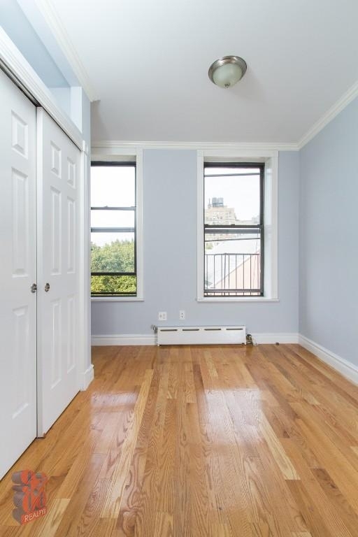 Mott Street - Photo 4