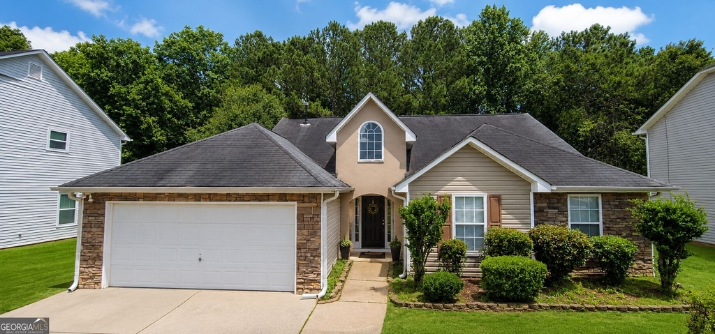 346 Summer Hill Circle - Photo 0