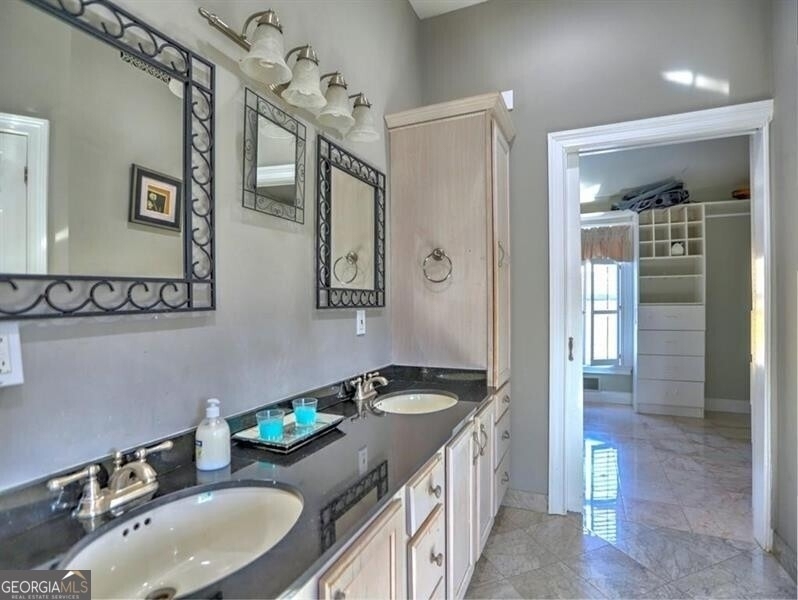 3932 Shoemaker Court - Photo 14
