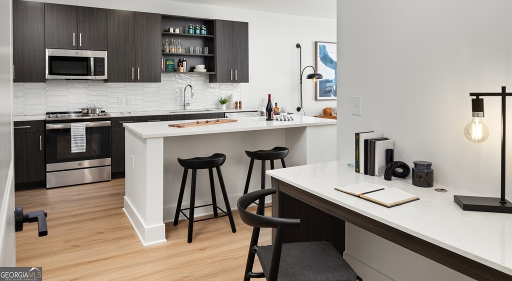 200 Nerem Street Nw - Photo 1