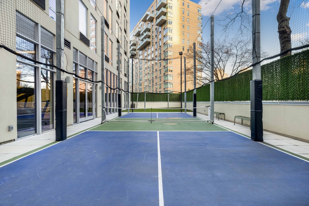 99 Fleet Place - Photo 10