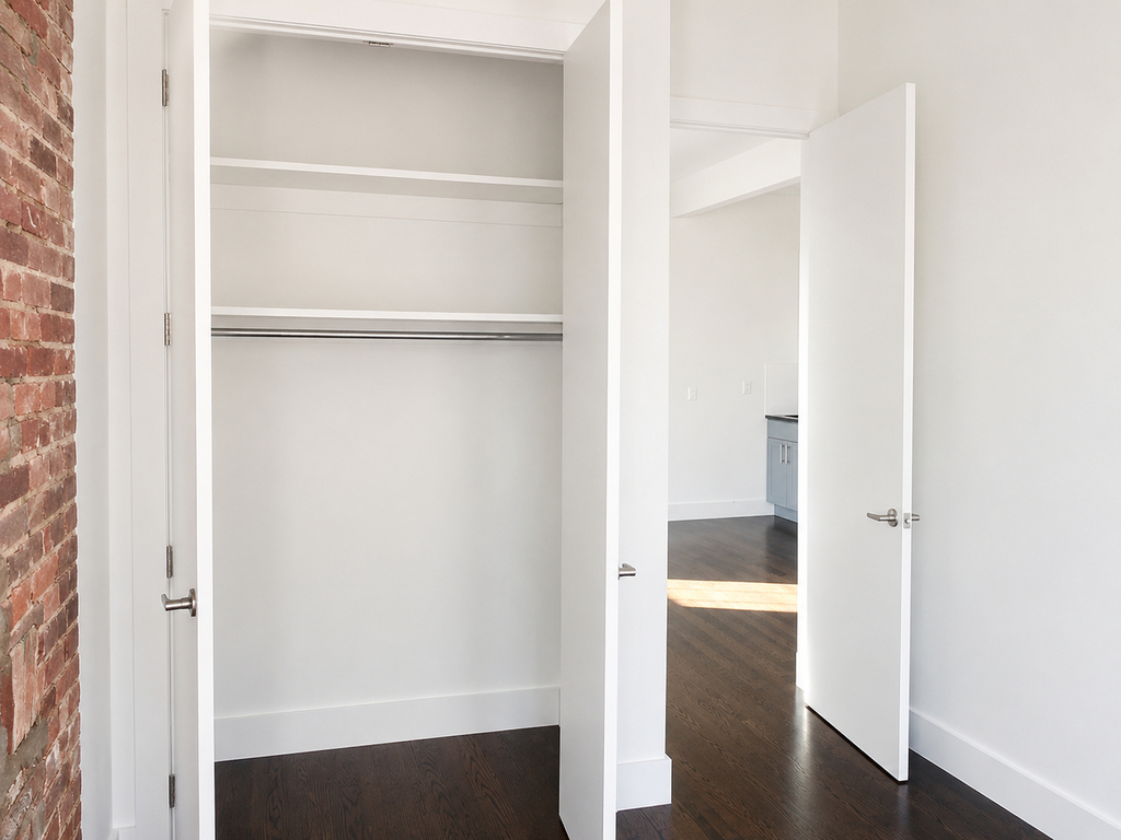 3021 Tilden Avenue - Photo 5