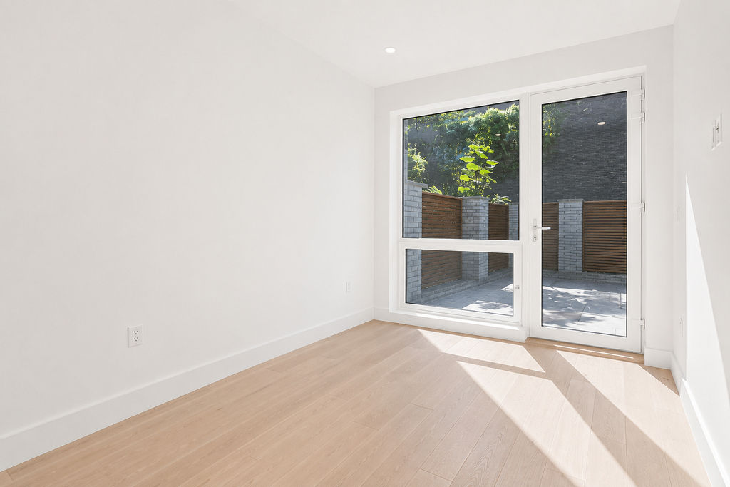 85 Rogers Avenue - Photo 7