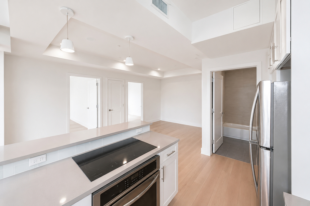 85 Rogers Avenue - Photo 2