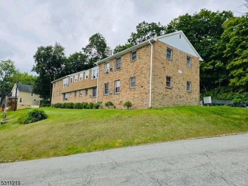 54 Mill St - Photo 0