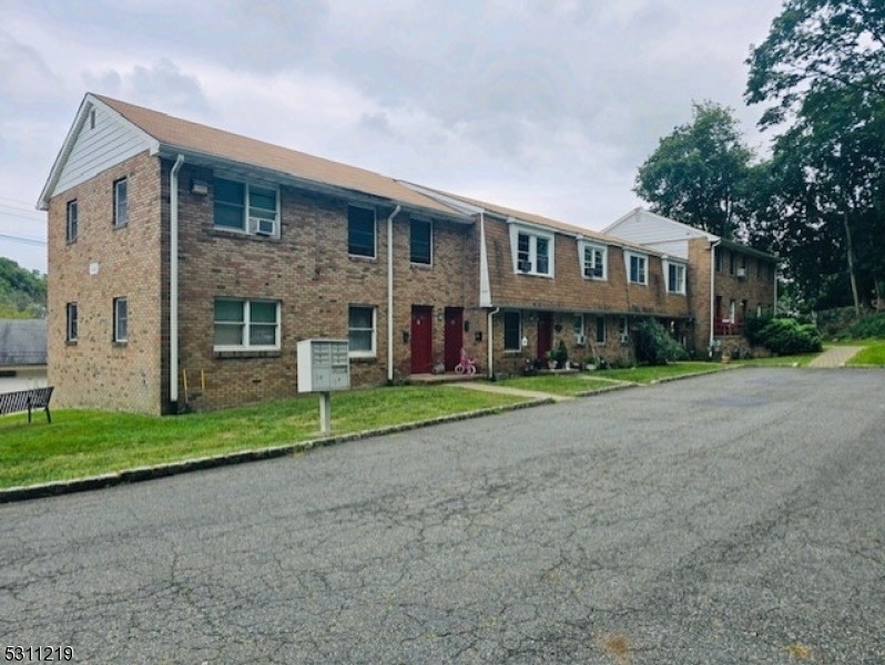 54 Mill St - Photo 1