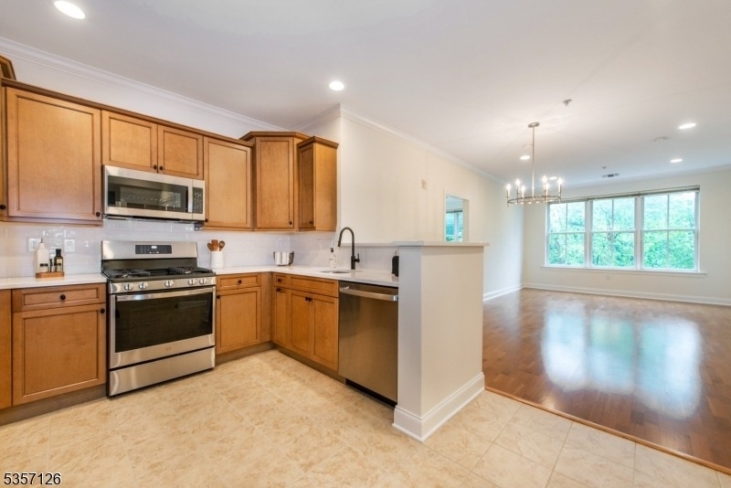 545 Morris Ave - Photo 1