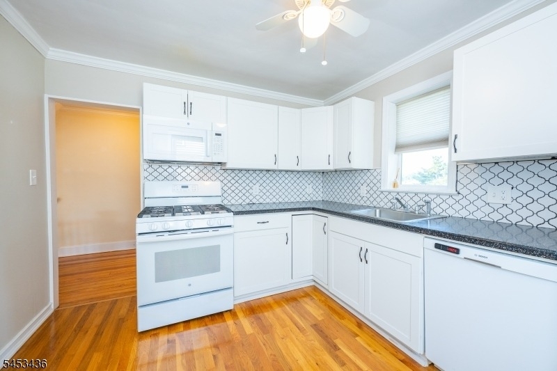 128 Wilson St - Photo 6