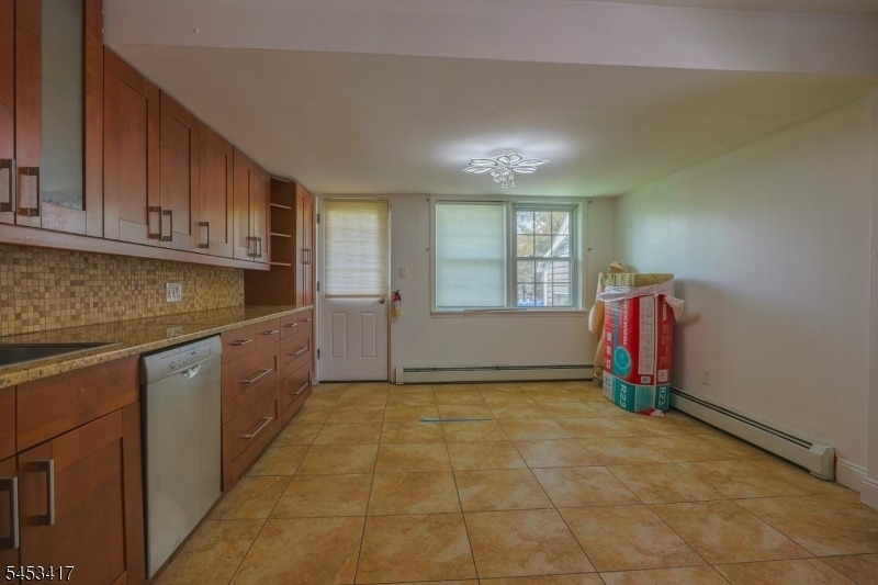 211 Bradford Ave - Photo 7