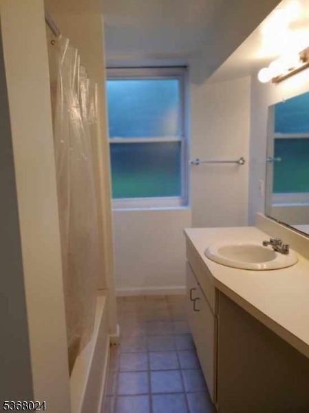 81 Western Ave - Photo 12