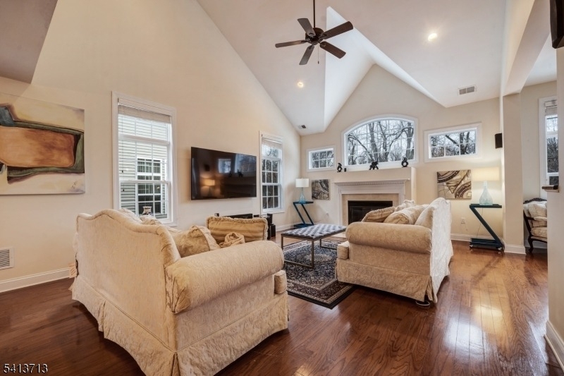 47 Schindler Ct - Photo 9