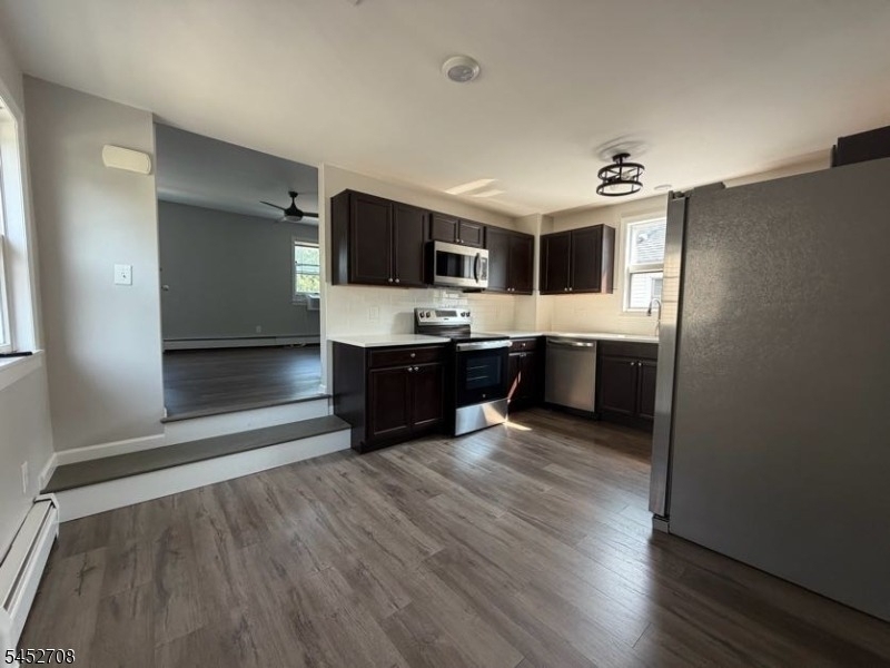 723 North Ave - Photo 1